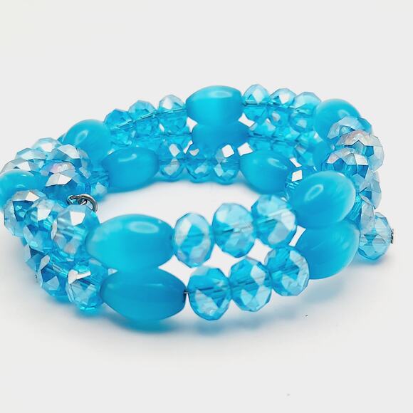 Turquoise Glass Beaded Memory Wire Bracelet - Picture 5 of 9